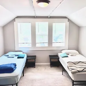 Hostel Whole Family - Oak Park